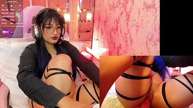 AriaNova  online show from December 3, 1:43 pm