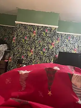 Taboo-Lou online show from December 17, 8:25 pm