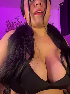 Snapshot of Dominic_Schmit01 chatting on December 14, 9:09 pm Dominic Schmit01 online show from December 14, 9:09 pm