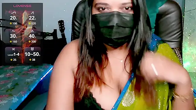 Snapshot of darling_devil chatting on July 9, 6:18 pm darling devil online show from July 9, 6:18 pm