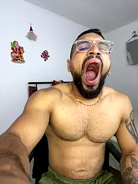 vincentjaxon online show from December 18, 10:52 am