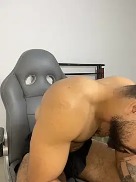 vincentjaxon online show from February 11, 1:55 pm