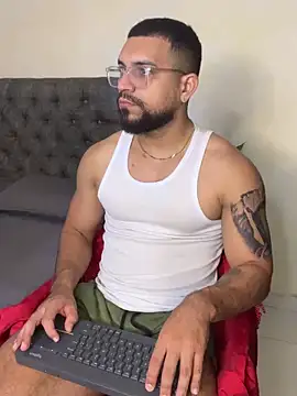 vincentjaxon online show from October 8, 11:45 am