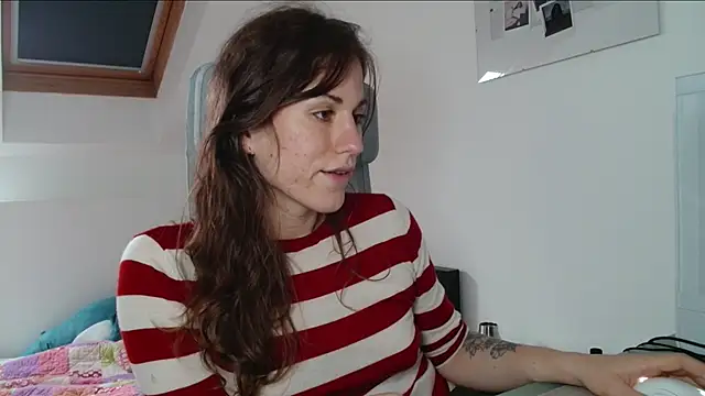 Snapshot of tsbubbles760 chatting on November 3, 12:20 pm tsbubbles760 online show from November 3, 12:20 pm