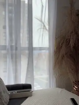 Sofi Leal online show from November 28, 12:38 pm