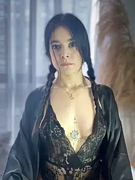 Sofi Leal online show from February 14, 12:05 pm