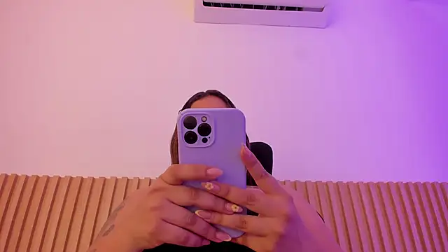 OliviaSweett online show from November 16, 7:18 pm