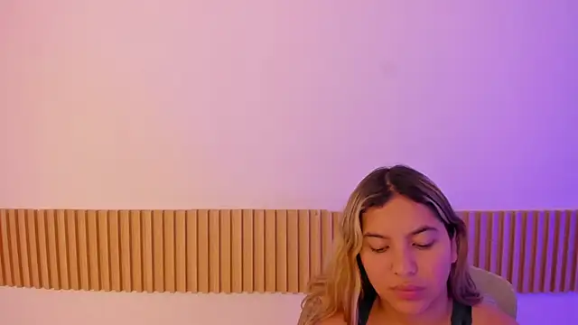 OliviaSweett online show from May 13, 7:10 pm