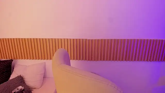 OliviaSweett online show from November 15, 6:56 pm