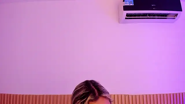 OliviaSweett online show from February 23, 6:52 pm