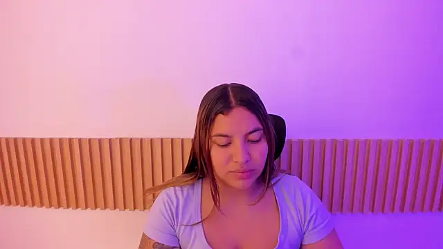 OliviaSweett online show from October 21, 7:02 pm