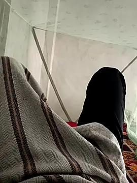 Snapshot of monubigcoock chatting on October 13, 3:41 am monubigcoock online show from October 13, 3:41 am