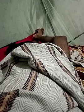 Snapshot of monubigcoock chatting on October 15, 4:15 pm monubigcoock online show from October 15, 4:15 pm