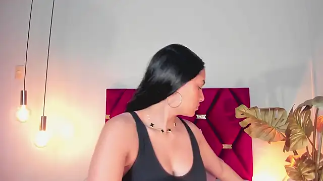 Snapshot of LunaAspen_ chatting on November 11, 5:52 pm LunaAspen online show from November 11, 5:52 pm