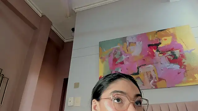 Snapshot of LunaAspen_ chatting on May 19, 6:04 pm LunaAspen online show from May 19, 6:04 pm