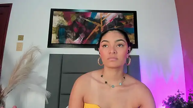 Snapshot of LunaAspen_ chatting on January 17, 11:58 am LunaAspen online show from January 17, 11:58 am