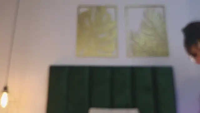 Snapshot of LunaAspen_ chatting on May 8, 6:01 pm LunaAspen online show from May 8, 6:01 pm