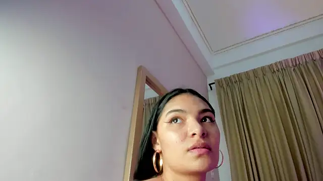 Snapshot of LunaAspen_ chatting on September 23, 5:42 pm LunaAspen online show from September 23, 5:42 pm