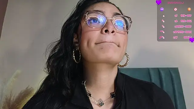 LunaAspen  online show from April 13, 6:12 pm