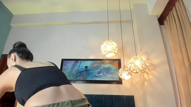 Snapshot of LunaAspen_ chatting on November 25, 6:08 pm LunaAspen online show from November 25, 6:08 pm