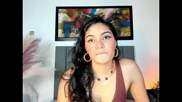 Snapshot of LunaAspen_ chatting on February 28, 5:45 pm LunaAspen online show from February 28, 5:45 pm