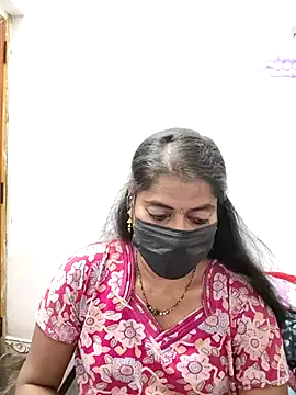 Snapshot of tamil_Sigappu_Roja chatting on December 2, 1:02 pm tamil Sigappu Roja online show from December 2, 1:02 pm