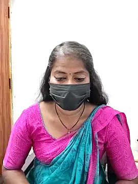 Snapshot of tamil_Sigappu_Roja chatting on April 30, 12:50 am tamil Sigappu Roja online show from April 30, 12:50 am