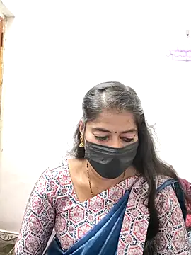 Snapshot of tamil_Sigappu_Roja chatting on November 12, 12:26 am tamil Sigappu Roja online show from November 12, 12:26 am