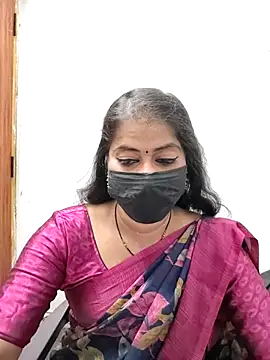 tamil Sigappu Roja online show from April 6, 12:39 am