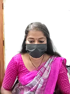 Snapshot of tamil_Sigappu_Roja chatting on April 22, 12:50 am tamil Sigappu Roja online show from April 22, 12:50 am