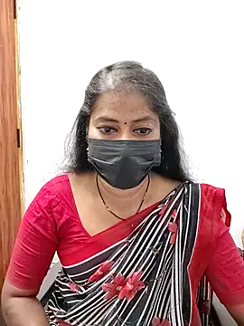 Snapshot of tamil_Sigappu_Roja chatting on April 18, 12:57 am tamil Sigappu Roja online show from April 18, 12:57 am
