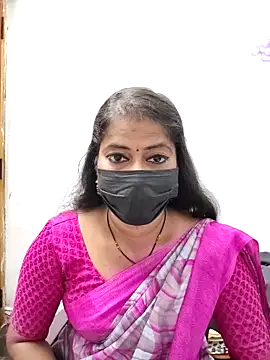 Snapshot of tamil_Sigappu_Roja chatting on May 27, 12:42 am tamil Sigappu Roja online show from May 27, 12:42 am