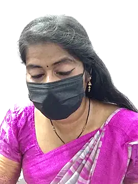 Snapshot of tamil_Sigappu_Roja chatting on October 4, 1:56 pm tamil Sigappu Roja online show from October 4, 1:56 pm