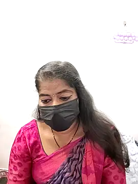 Snapshot of tamil_Sigappu_Roja chatting on October 30, 12:53 am tamil Sigappu Roja online show from October 30, 12:53 am