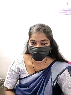 Snapshot of tamil_Sigappu_Roja chatting on November 18, 12:59 am tamil Sigappu Roja online show from November 18, 12:59 am