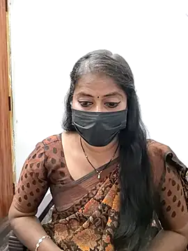 Snapshot of tamil_Sigappu_Roja chatting on May 19, 2:13 pm tamil Sigappu Roja online show from May 19, 2:13 pm