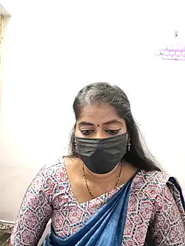 Snapshot of tamil_Sigappu_Roja chatting on December 2, 12:55 am tamil Sigappu Roja online show from December 2, 12:55 am