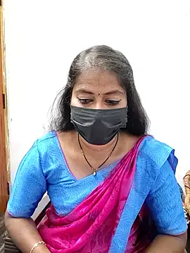 Snapshot of tamil_Sigappu_Roja chatting on May 6, 1:09 am tamil Sigappu Roja online show from May 6, 1:09 am