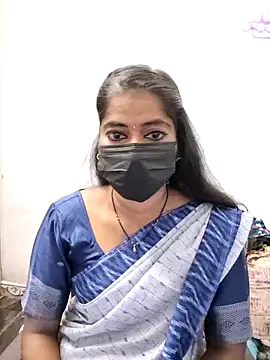 Snapshot of tamil_Sigappu_Roja chatting on October 29, 12:42 am tamil Sigappu Roja online show from October 29, 12:42 am