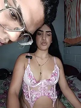 Bigtiti01 online show from July 10, 10:54 pm
