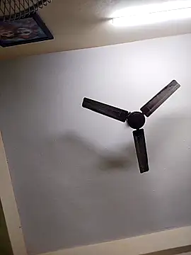 Snapshot of Devi-with-Ram chatting on December 17, 4:56 pm Devi-with-Ram online show from December 17, 4:56 pm