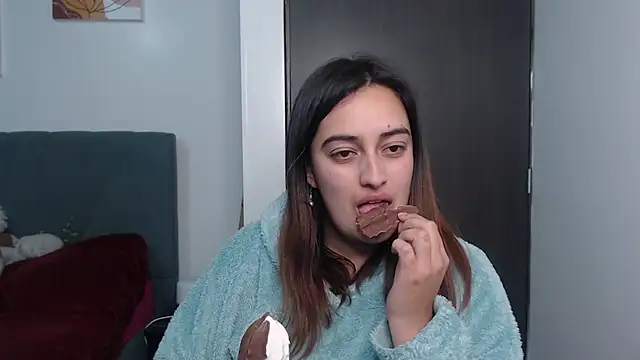 Meggan n online show from November 25, 3:40 am