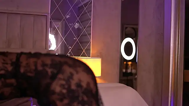 FrancescaDante online show from February 8, 7:28 am