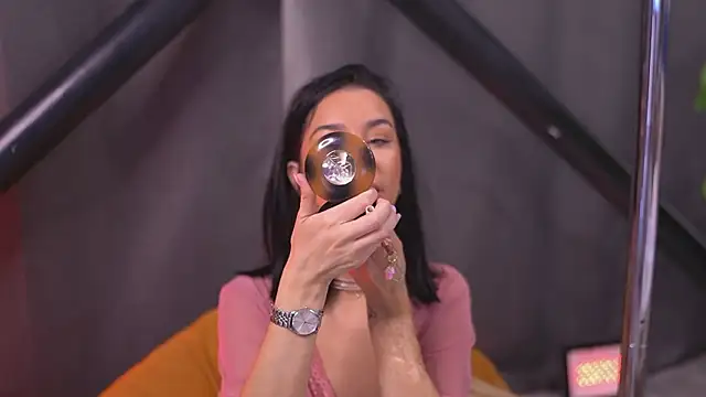 FrancescaDante online show from March 21, 6:58 am