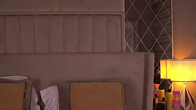 FrancescaDante online show from January 9, 6:09 am