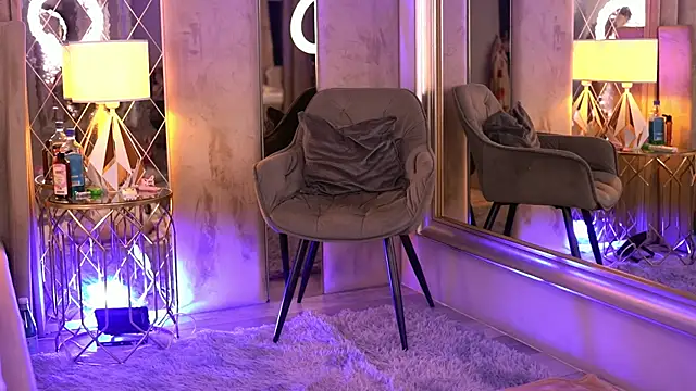 FrancescaDante online show from February 26, 6:57 am