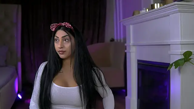 EmaHallee online show from March 9, 2:59 am