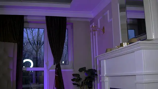 EmaHallee online show from March 23, 4:34 am