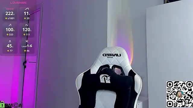 Snapshot of Margo-pvt chatting on February 17, 12:08 am Margo-pvt online show from February 17, 12:08 am