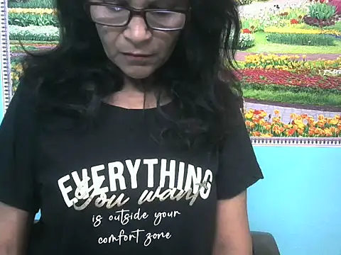 Lovely bhabhi143 online show from April 4, 6:09 am